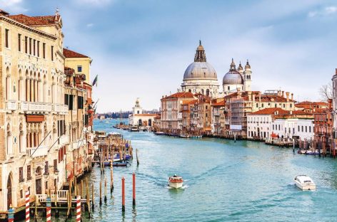 DISCOVER ITALY