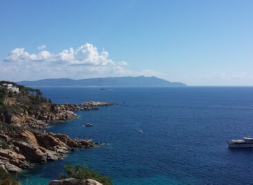 Visitare l’Isola del Giglio in un giorno: ecco cosa vedere